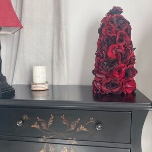 Red Rose Cone Shape Tree